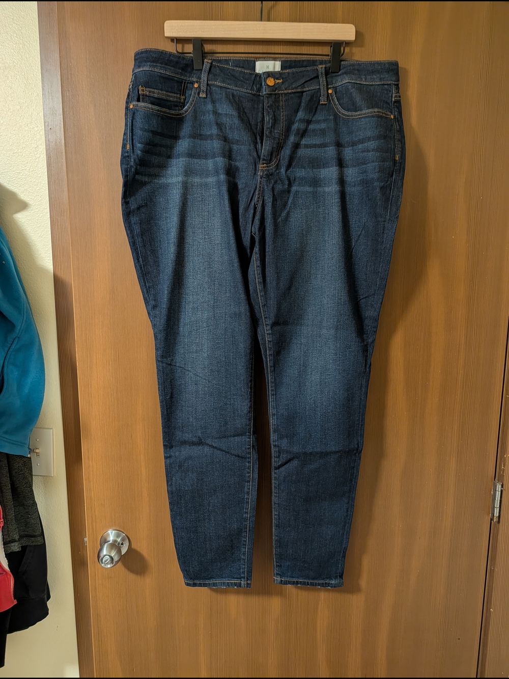 Caslon Blue Denim Jeans with Tan Stitching